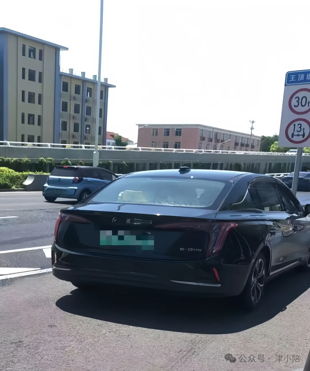 陪诊服务结束后确认老人安全上车