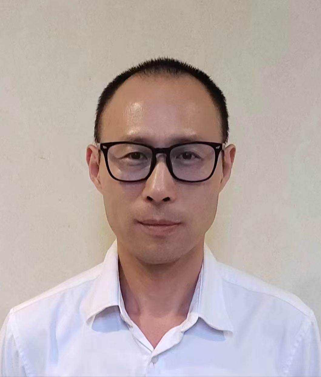 杜兴文