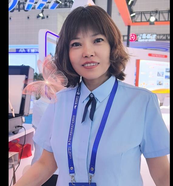 朱丽丽